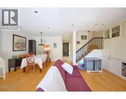 4627 Hoskins Road, North Vancouver, BC V7K2R2 Photo 7