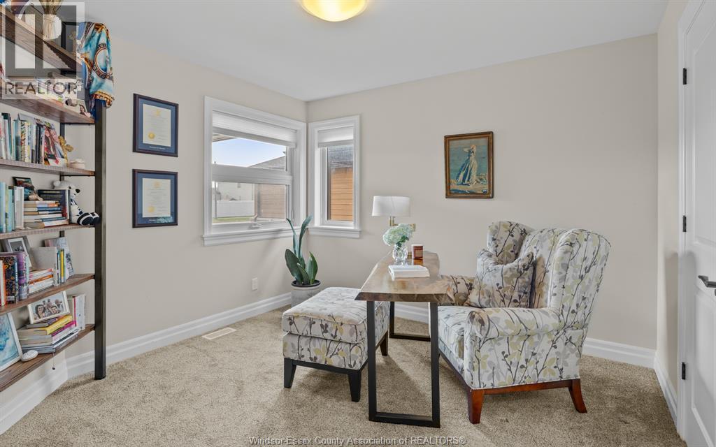 213 MEADOWVIEW - 12