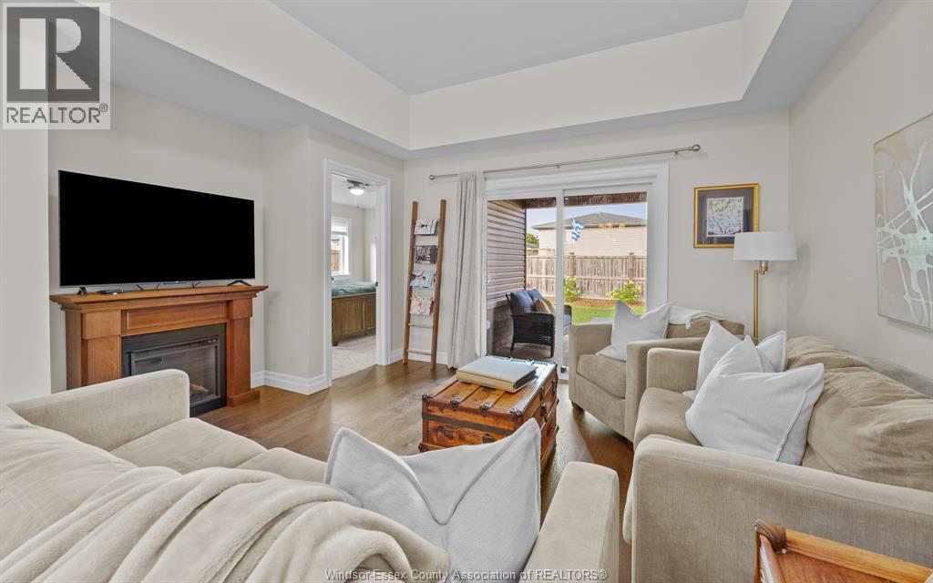 213 MEADOWVIEW - 16