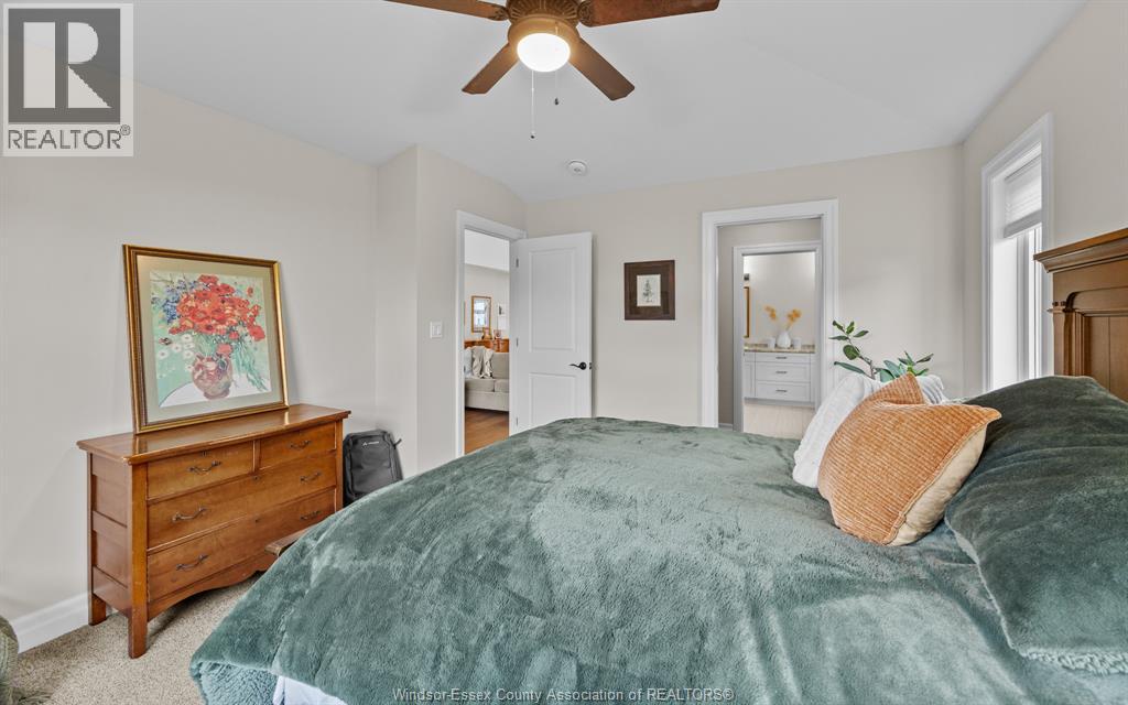 213 MEADOWVIEW - 20