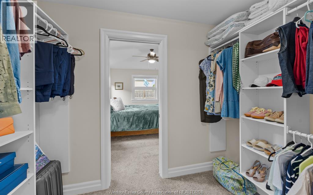 213 MEADOWVIEW - 21