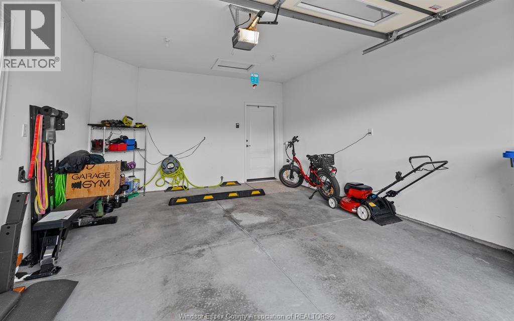 213 MEADOWVIEW - 25