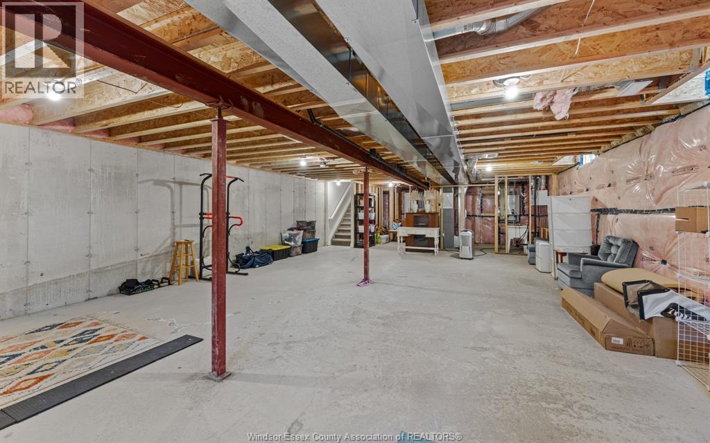 213 MEADOWVIEW - 27
