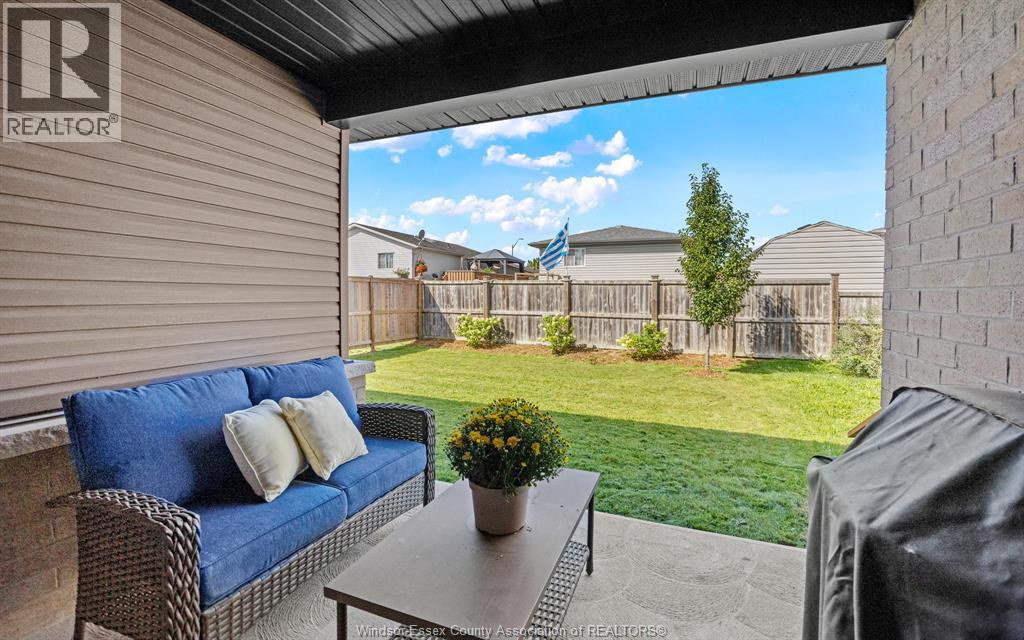 213 MEADOWVIEW - 29