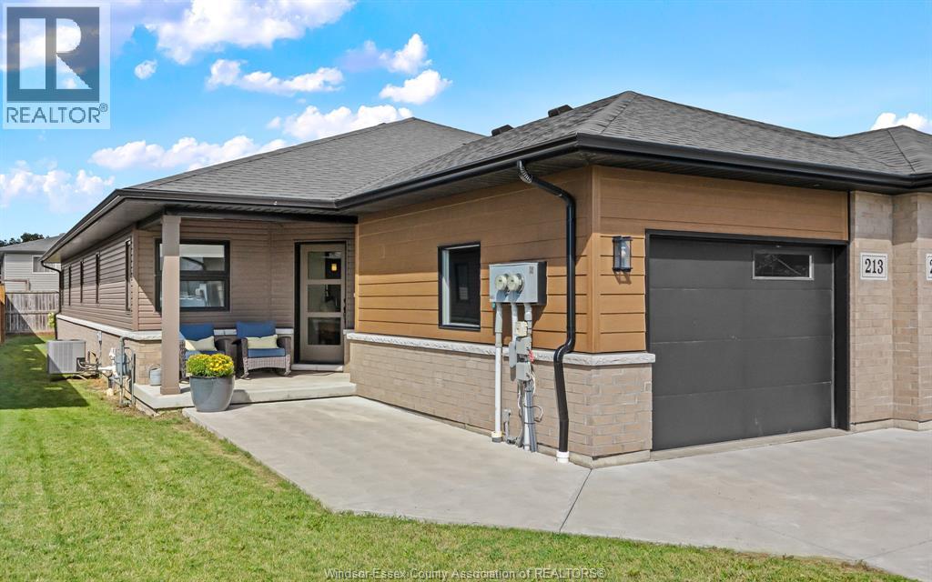 213 MEADOWVIEW - 3