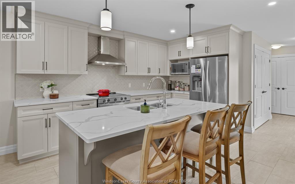 213 MEADOWVIEW - 7