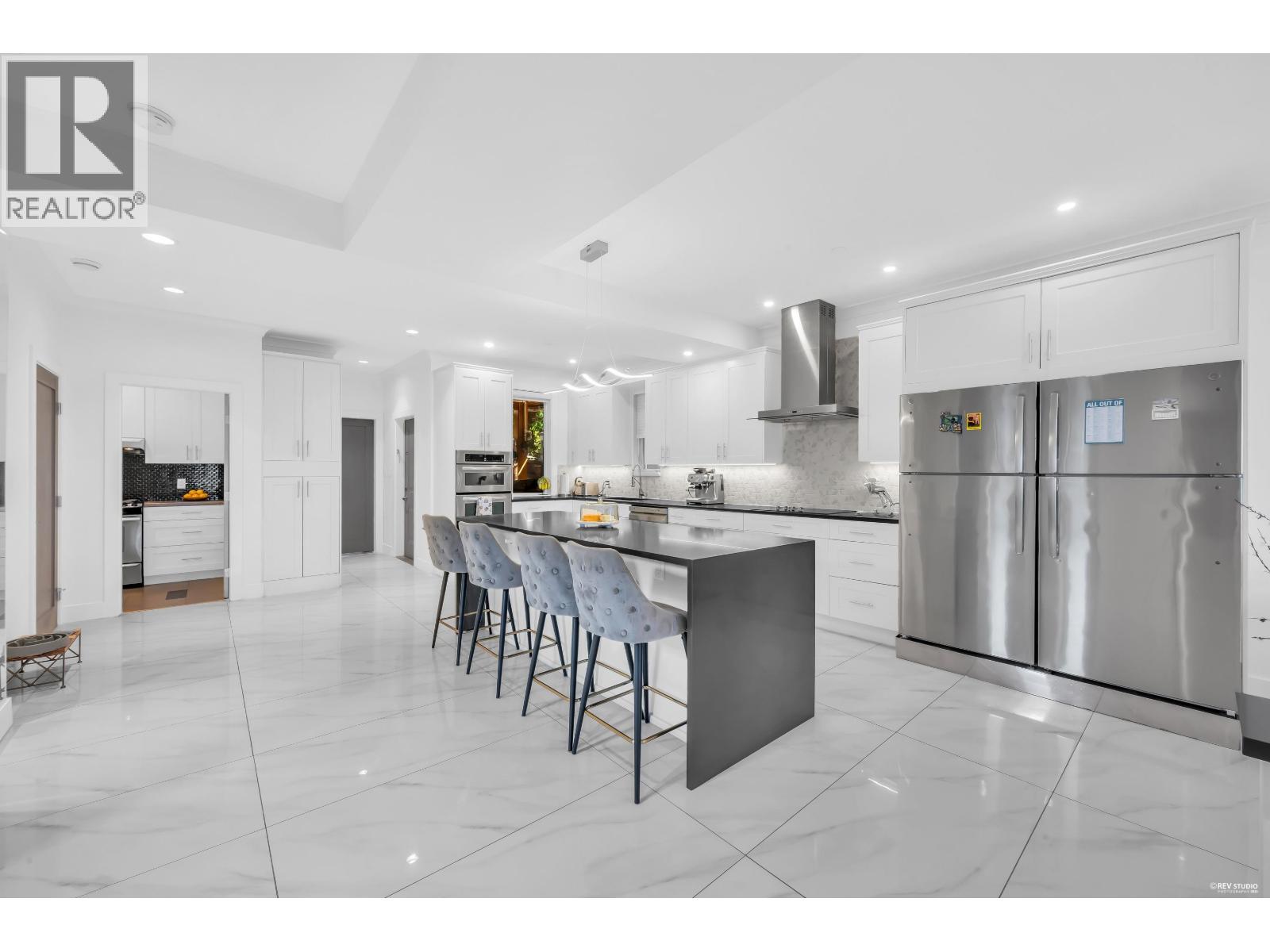 1123 KEITH ROAD, West Vancouver