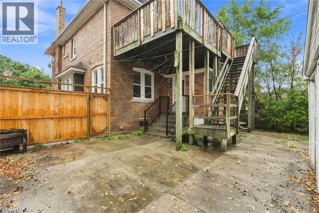 63 MELROSE Avenue S - Image 45