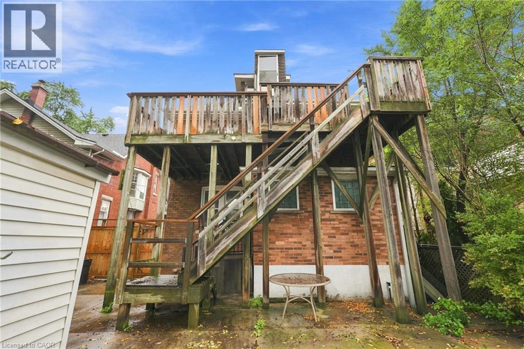 63 MELROSE Avenue S - 46