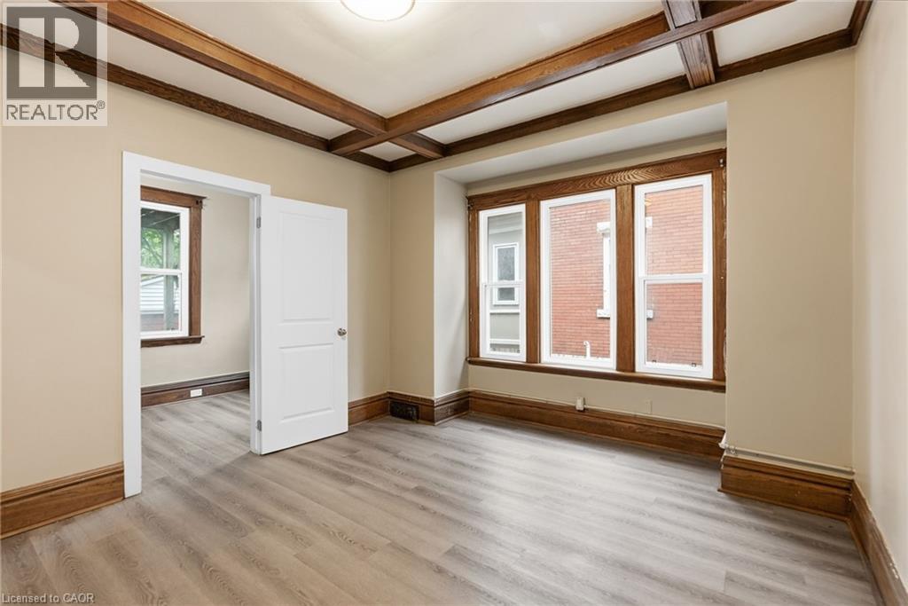 63 MELROSE Avenue S - 7