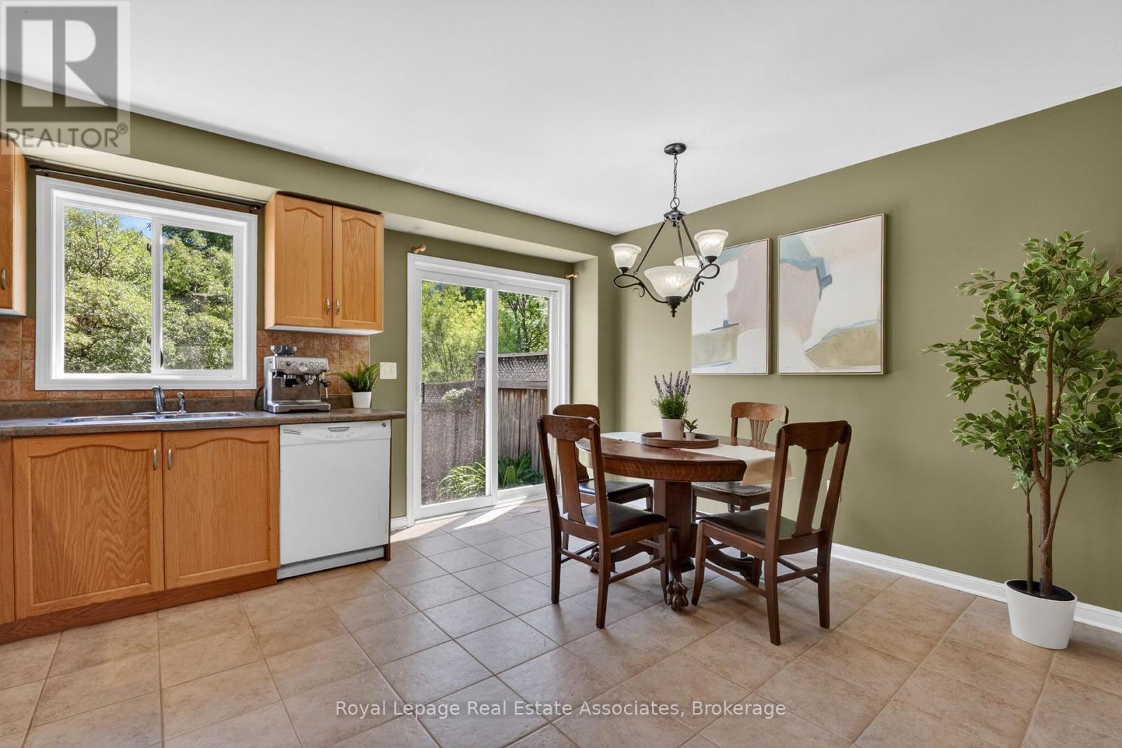 #18 36 PALOMINO TRAIL - 15