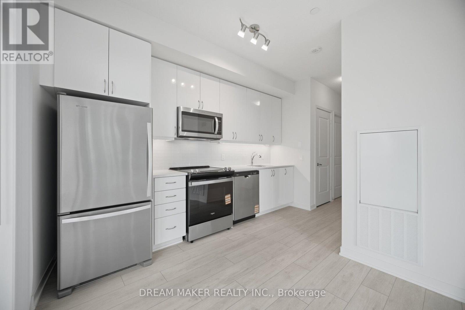 #511 38 ANNIE CRAIG DRIVE - 7