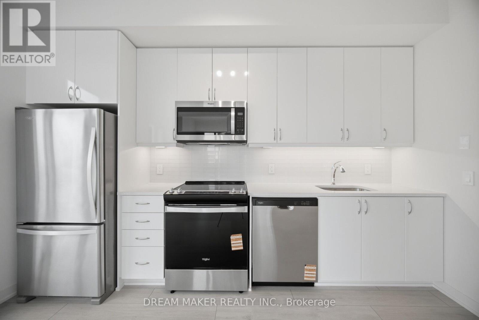 #511 38 ANNIE CRAIG DRIVE - 8