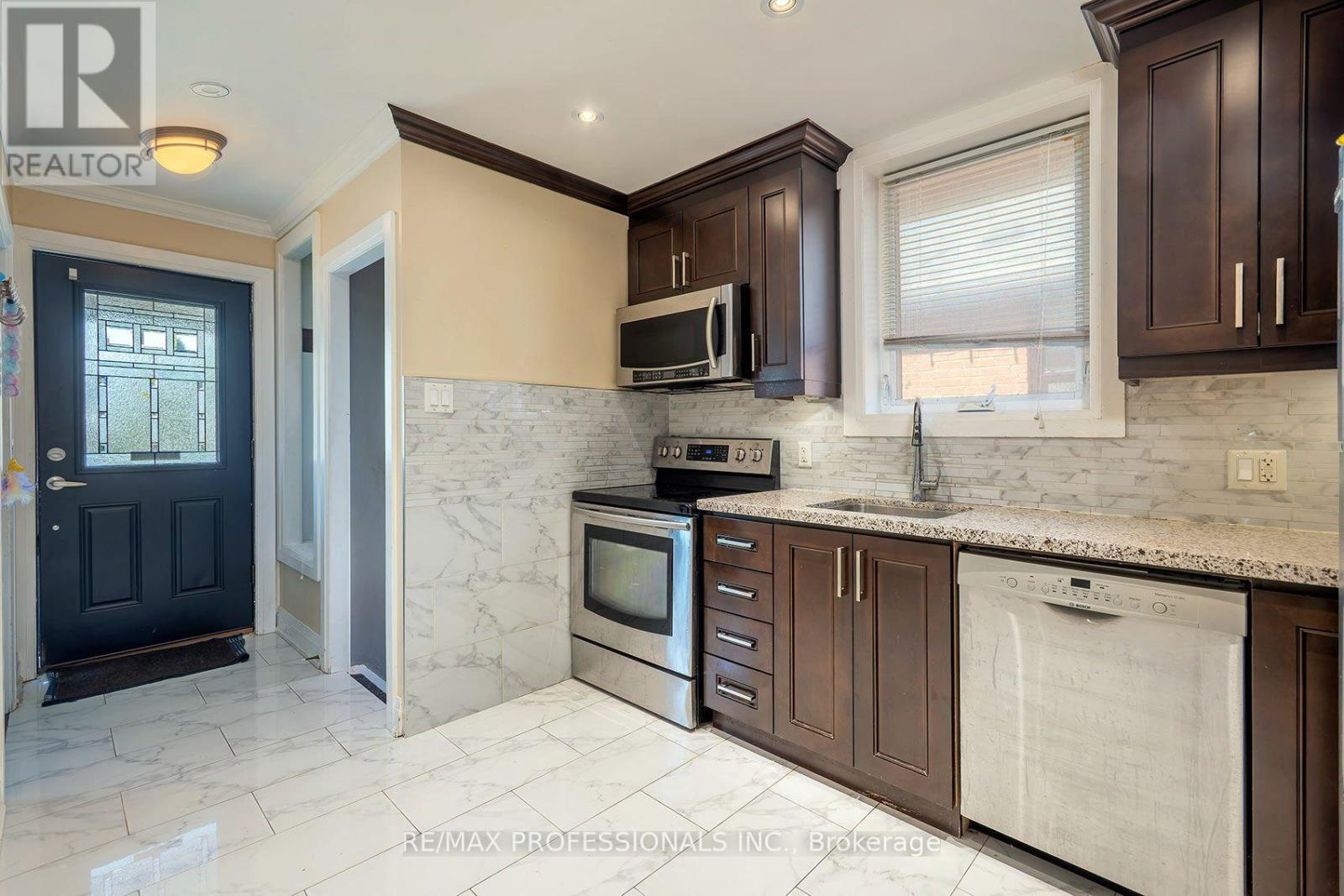 43 FIFTEENTH STREET - 14