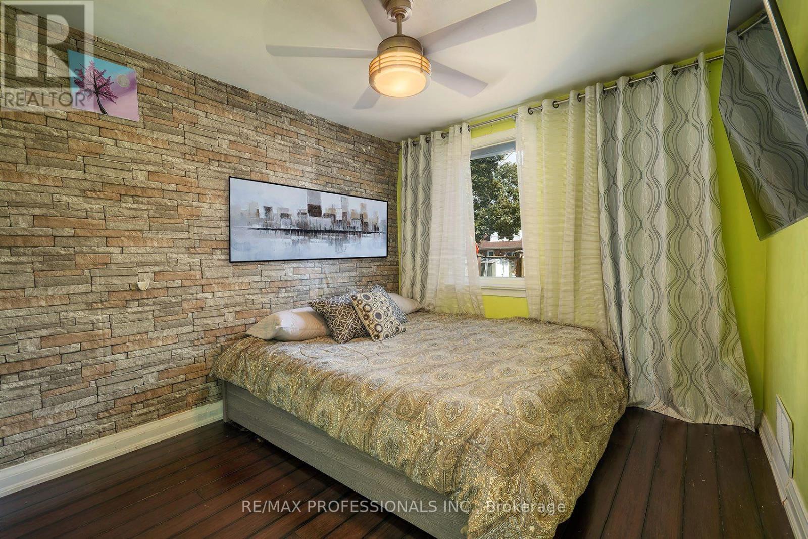 43 FIFTEENTH STREET - 15