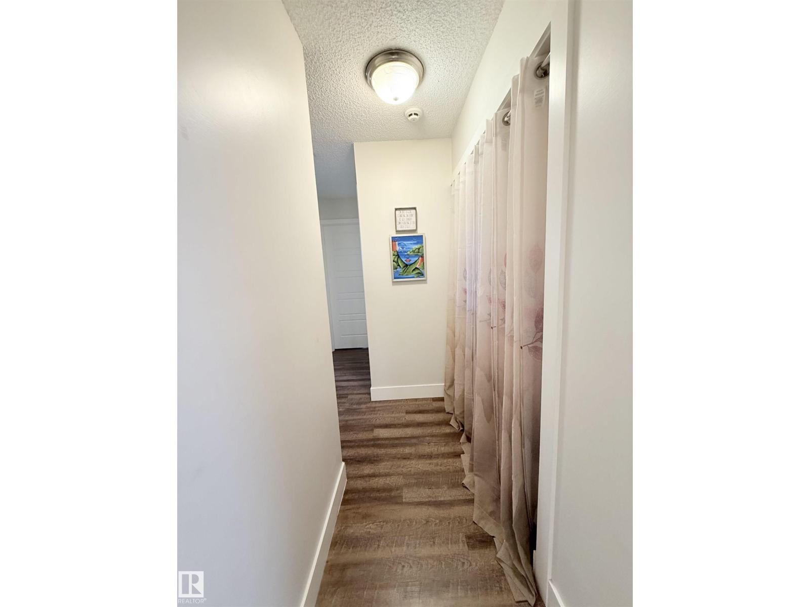 #89 2703 79 ST NW - 17