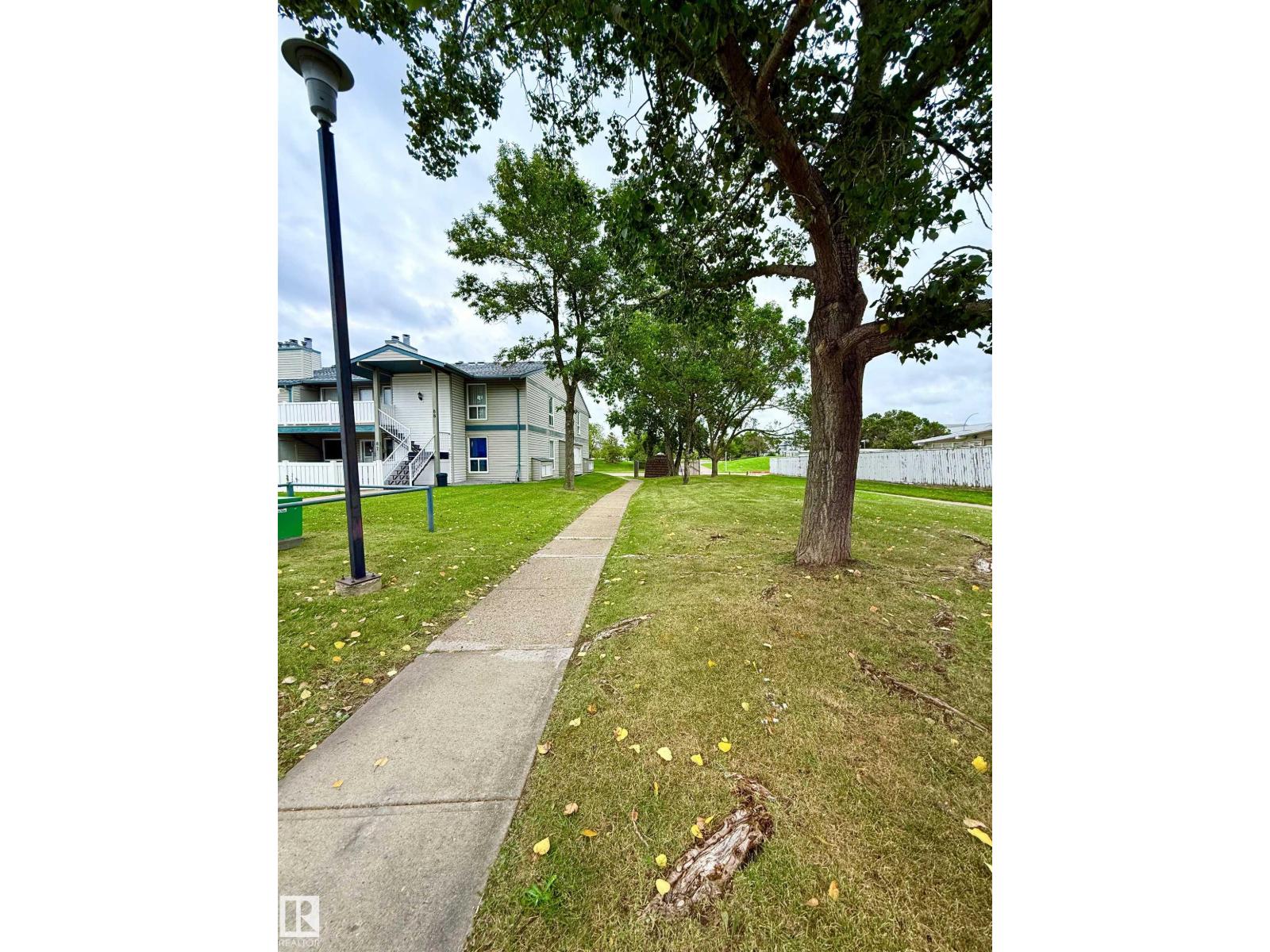 #89 2703 79 ST NW - 30