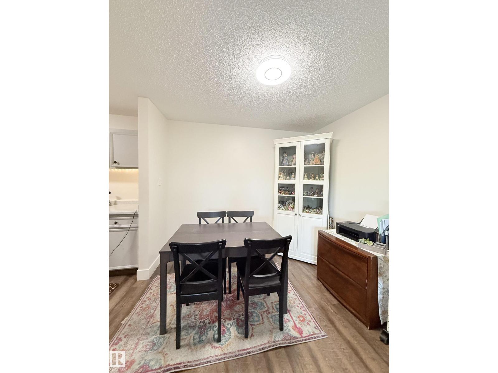#89 2703 79 ST NW - 9