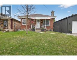 Bedroom - 73 Avondale Street, Brantford, ON N3S4M1 Photo 7