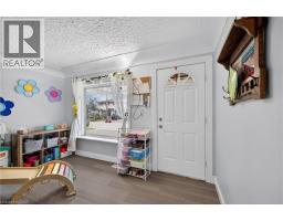 73 Avondale Street, Brantford, ON N3S4M1 Photo 9