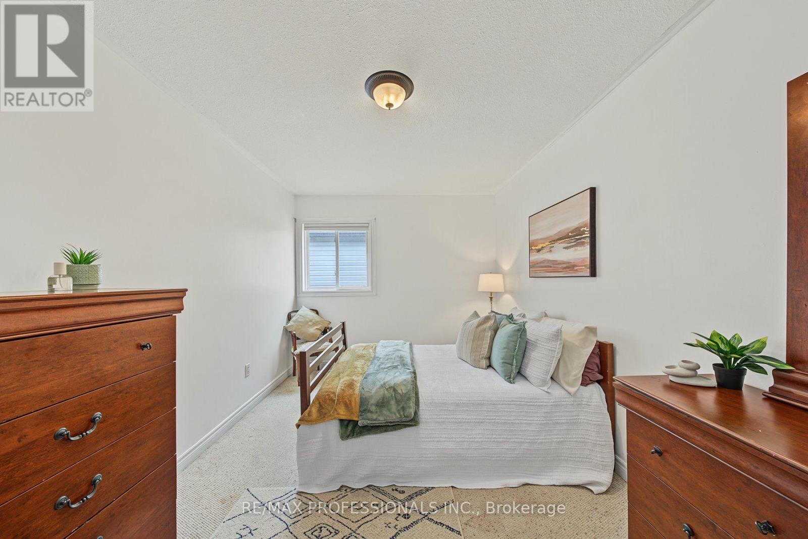 3 OLIVER COURT, Brantford — photo 7