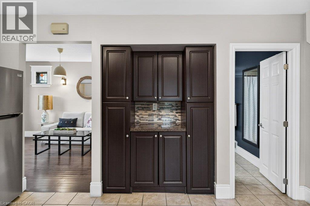 50 WEXFORD Avenue S - Image 14