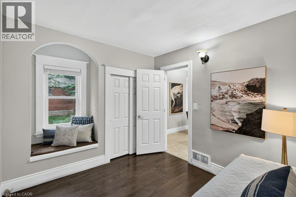 50 WEXFORD Avenue S - Image 21