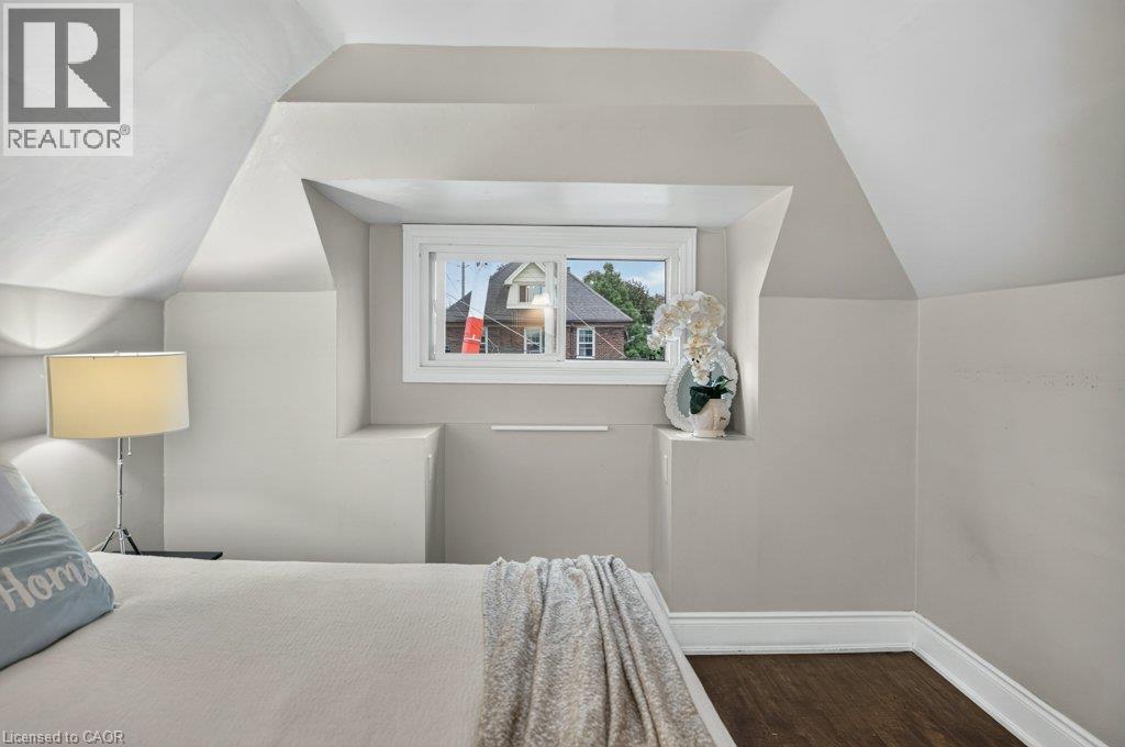 50 WEXFORD Avenue S - Image 26