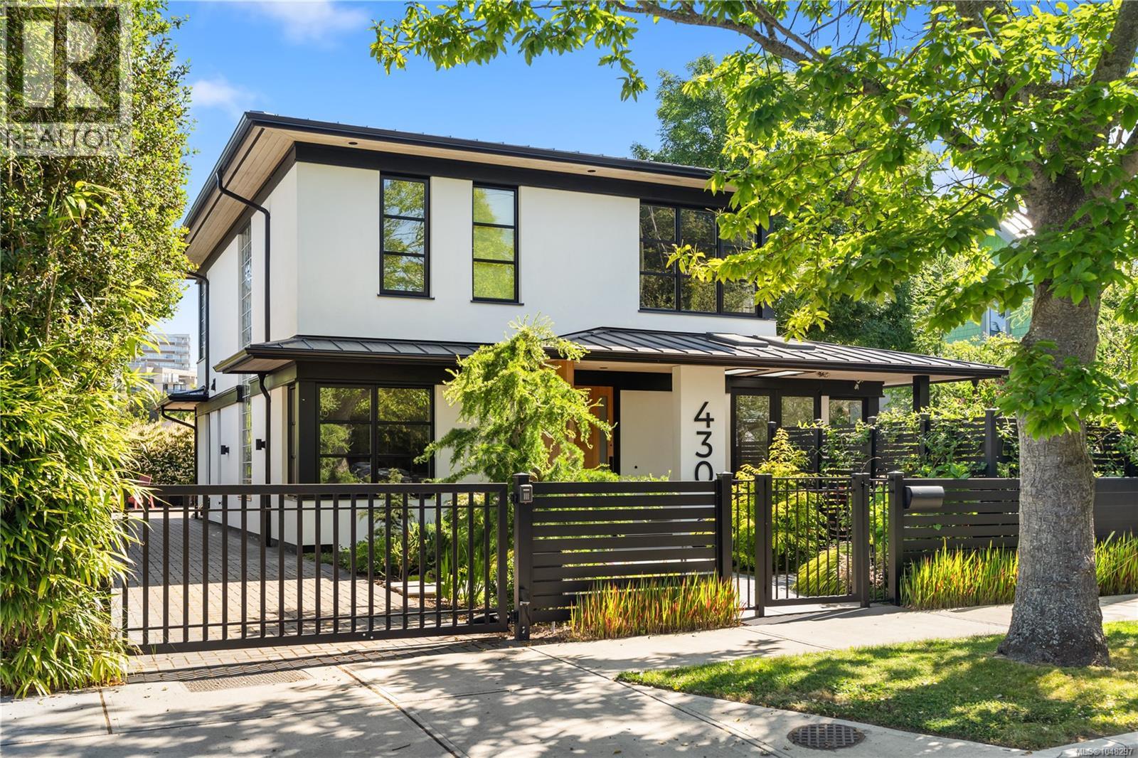 430 Luxton Ave - 1