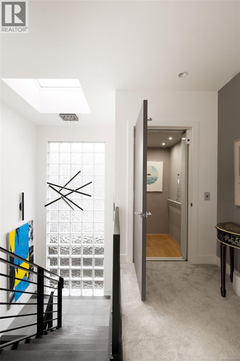 430 Luxton Ave - 38