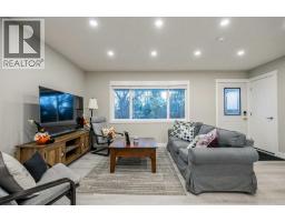471 Northmount Drive NW - photo 1
