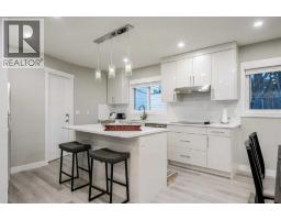 471 Northmount Drive NW - photo 4