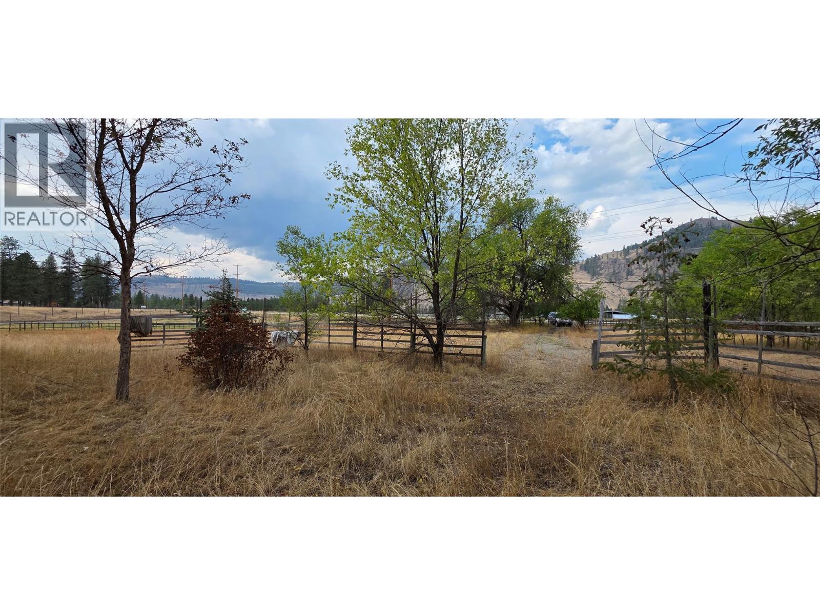 3580 Highway 3 - Image 11