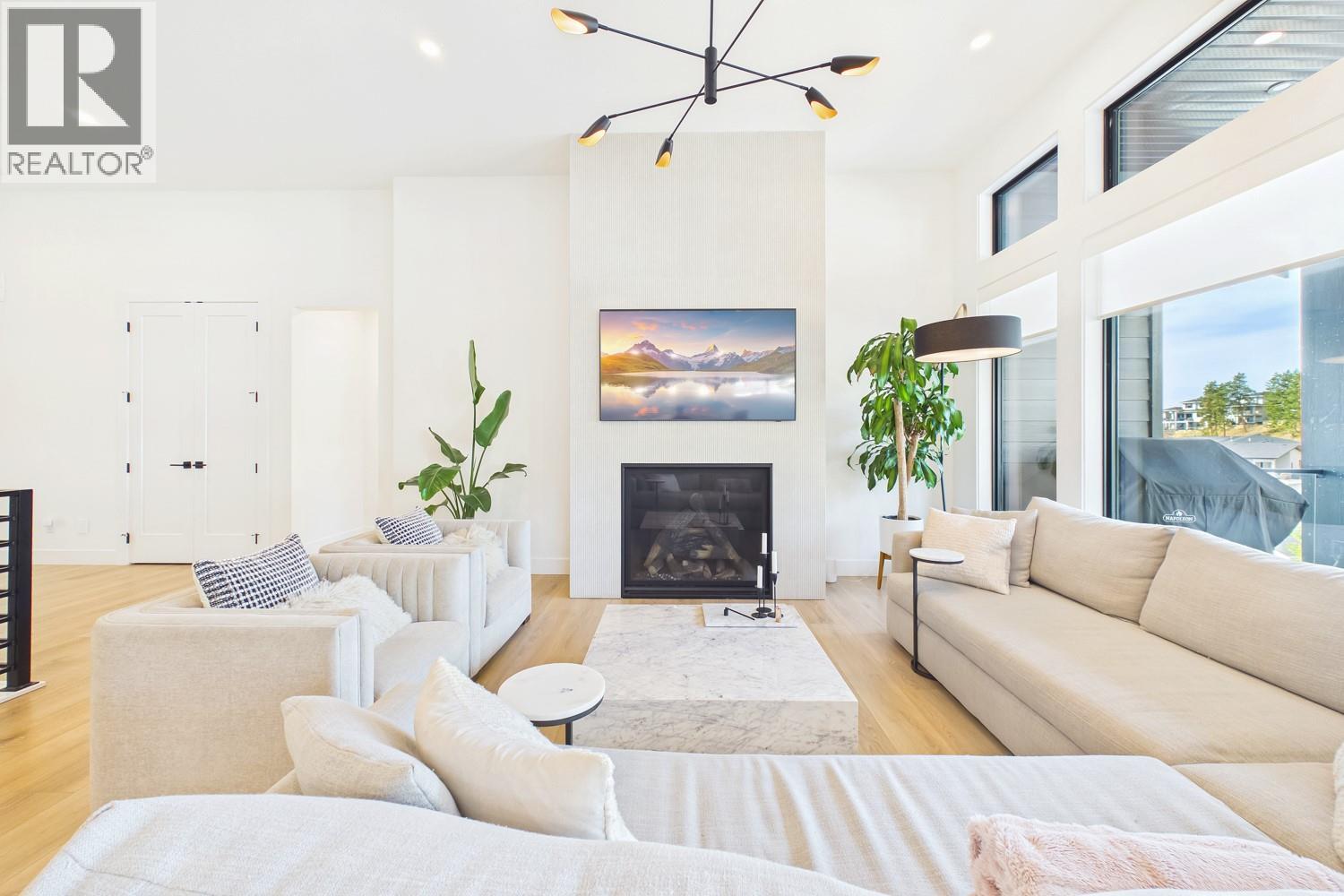 265 Summer Wood Drive, Kelowna