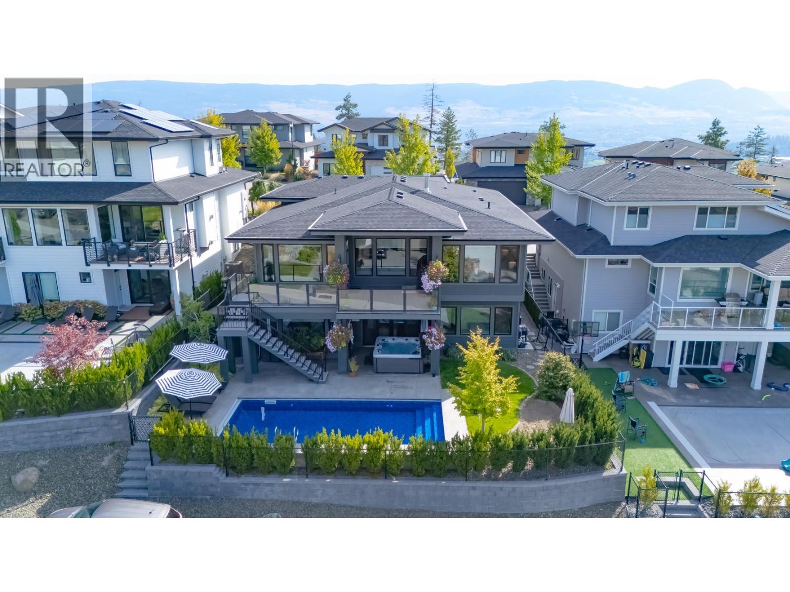 265 Summer Wood Drive, Kelowna
