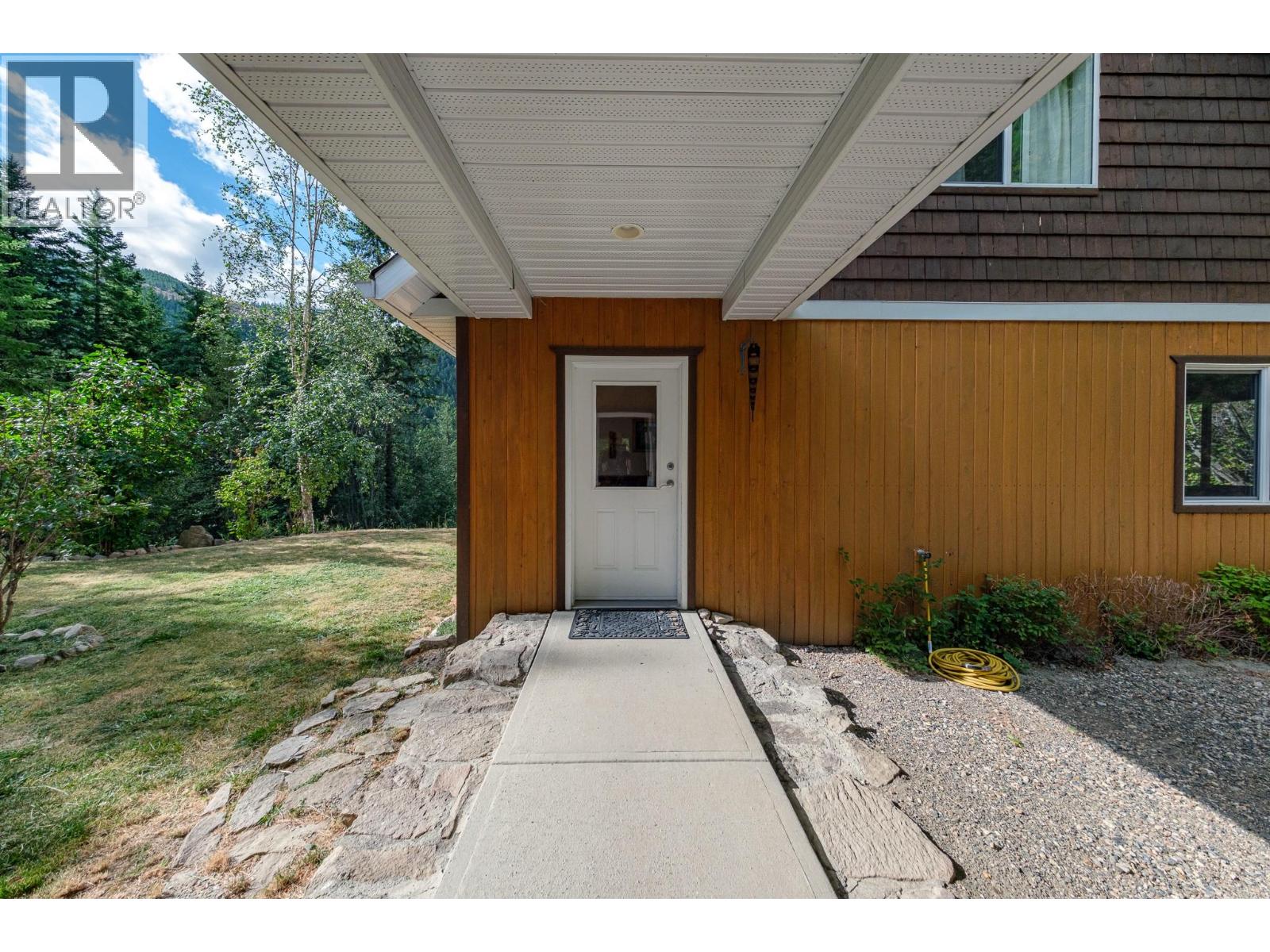 1249 Creighton Valley Road, Lumby
