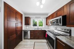 43 Marcus Place, Winnipeg, MB R2C4C8 Photo 31