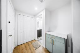 43 Marcus Place, Winnipeg, MB R2C4C8 Photo 16
