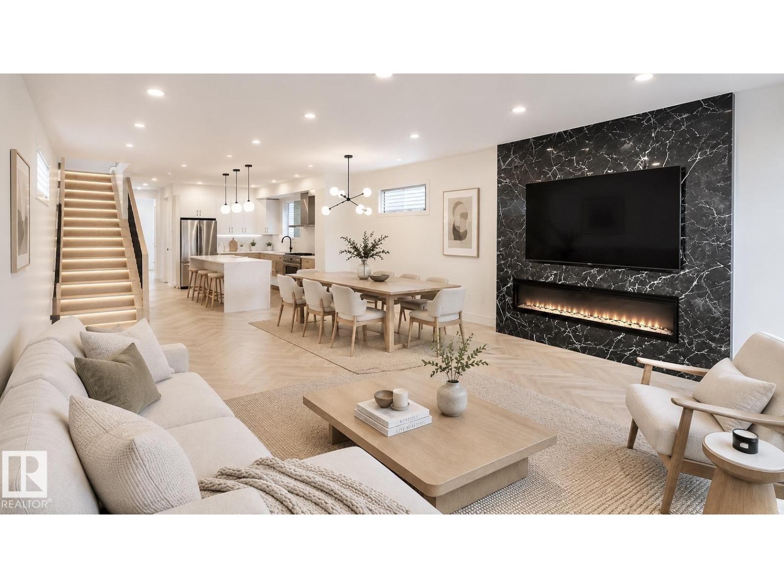 11712 122 ST NW - 15