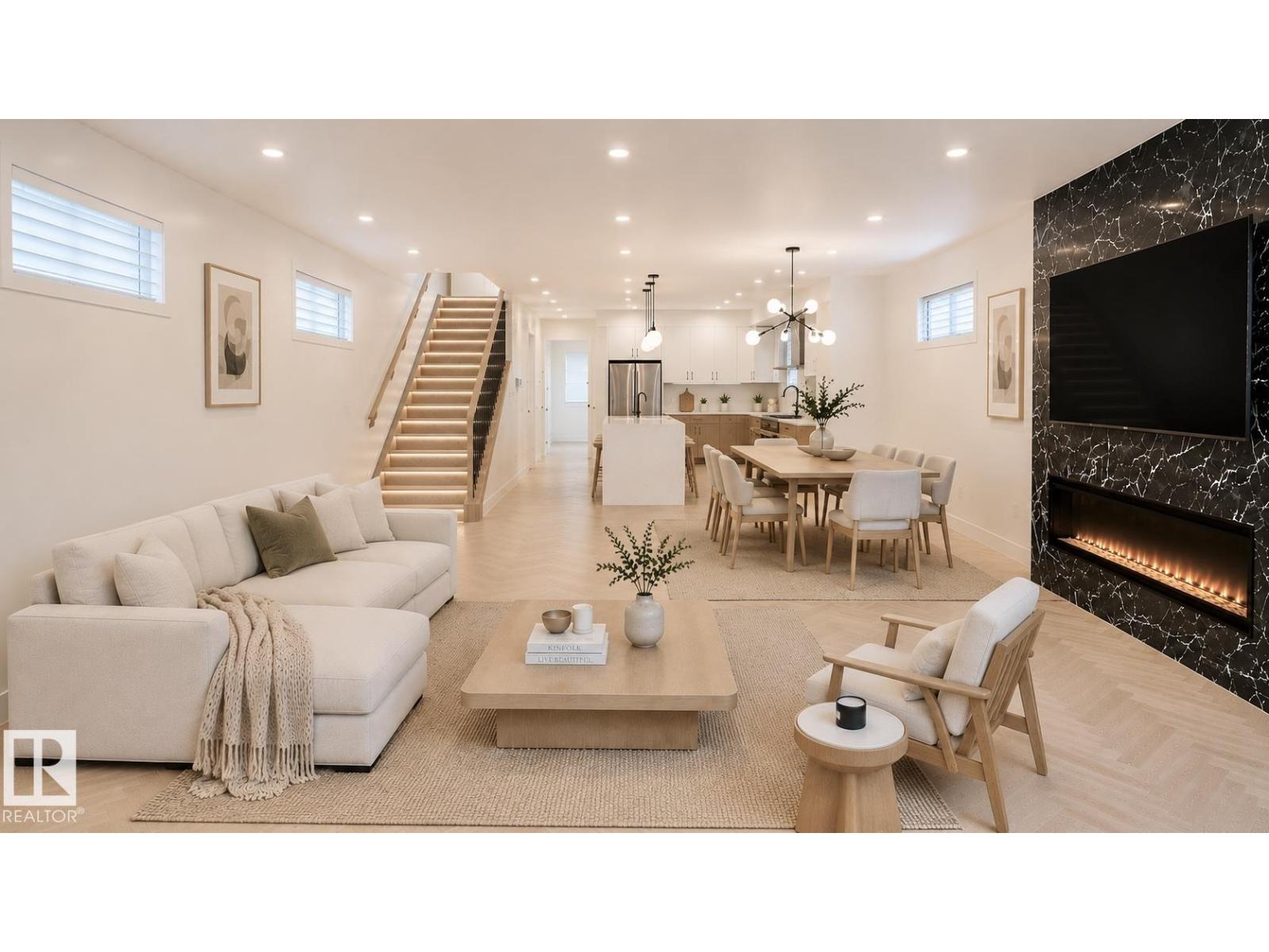 11712 122 ST NW - 16