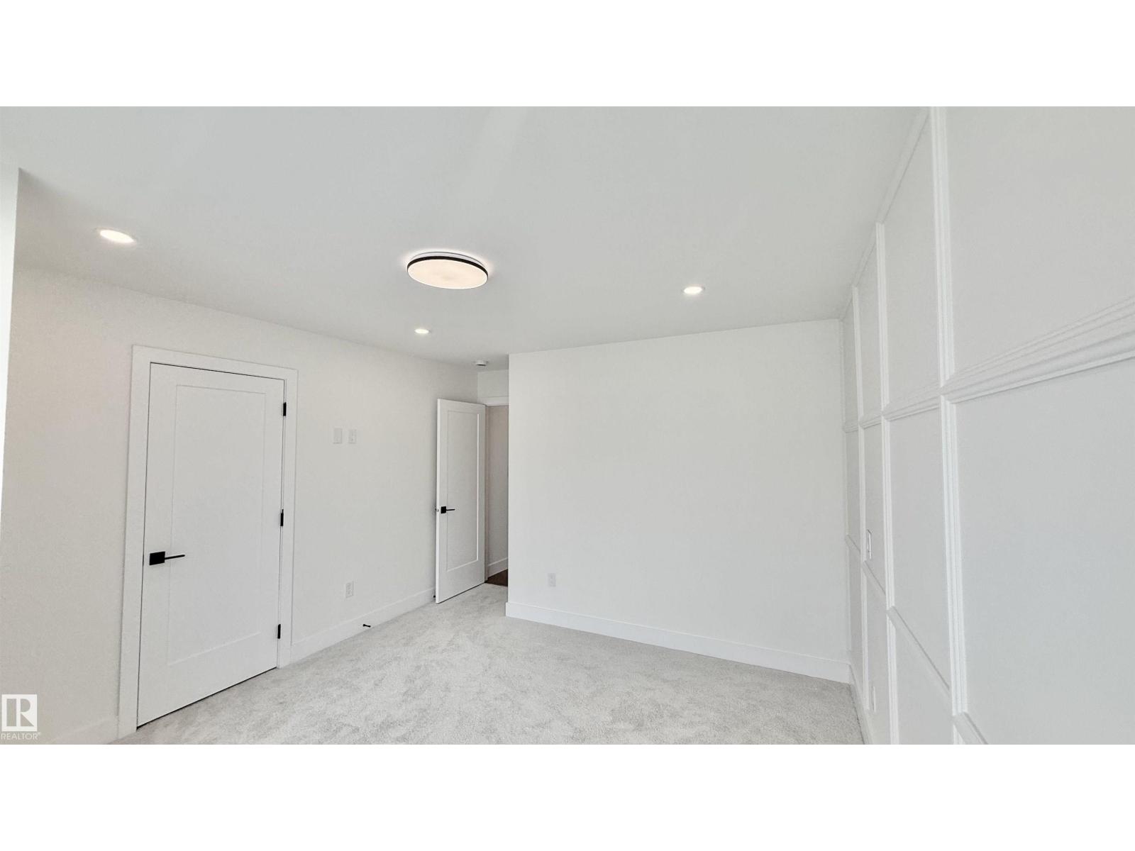 11712 122 ST NW - 29