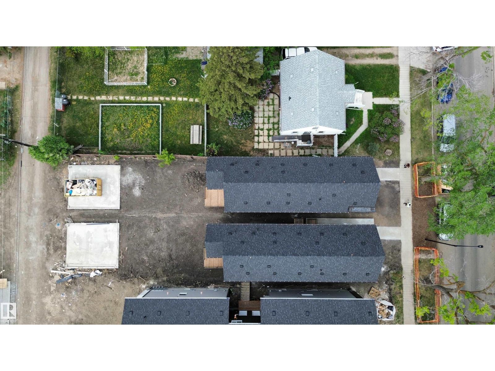 11712 122 ST NW - 53