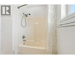 100 Coventry Road Ne, Calgary, AB T3K5T4 Photo 23
