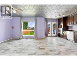 4pc Bathroom - 100 Coventry Road Ne, Calgary, AB T3K5T4 Photo 10