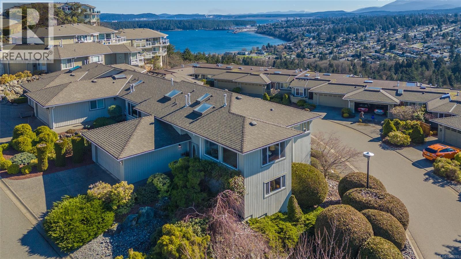 3385 Edgewood Dr - 1