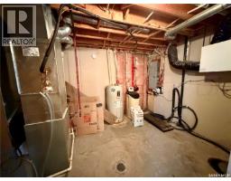 303 5th Street W, Carnduff, SK S0C0S0 Photo 28