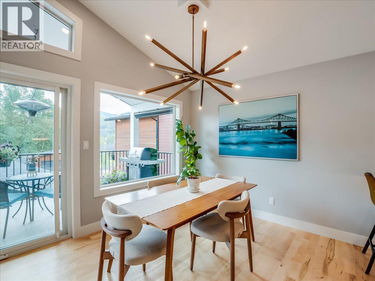 770 Redstone Drive - 16