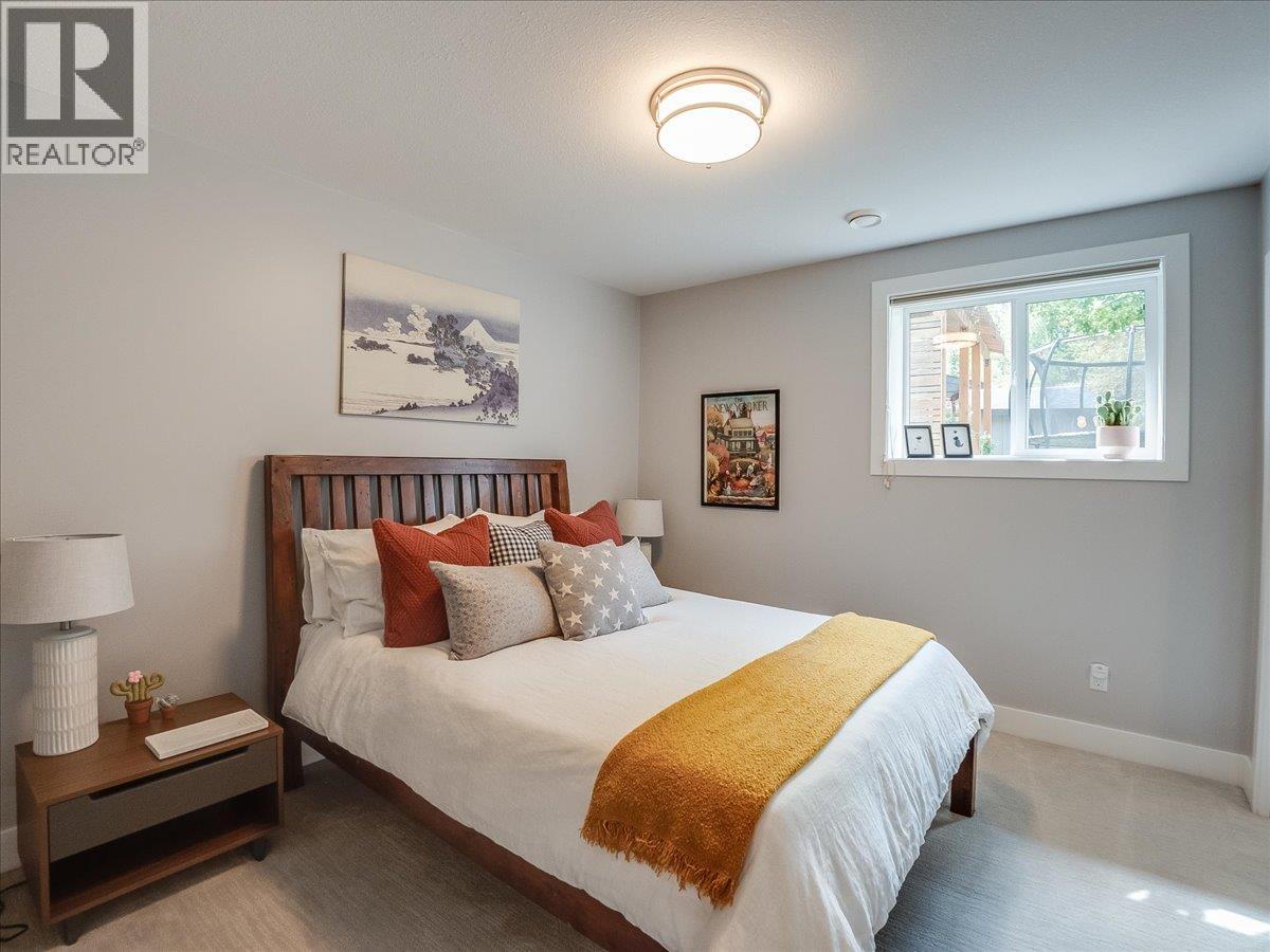 770 Redstone Drive - 39