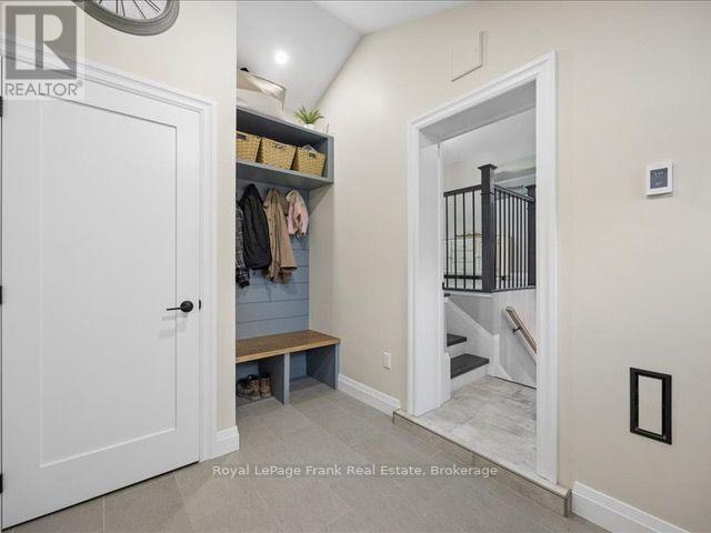 11 MAPLE STREET N - 24