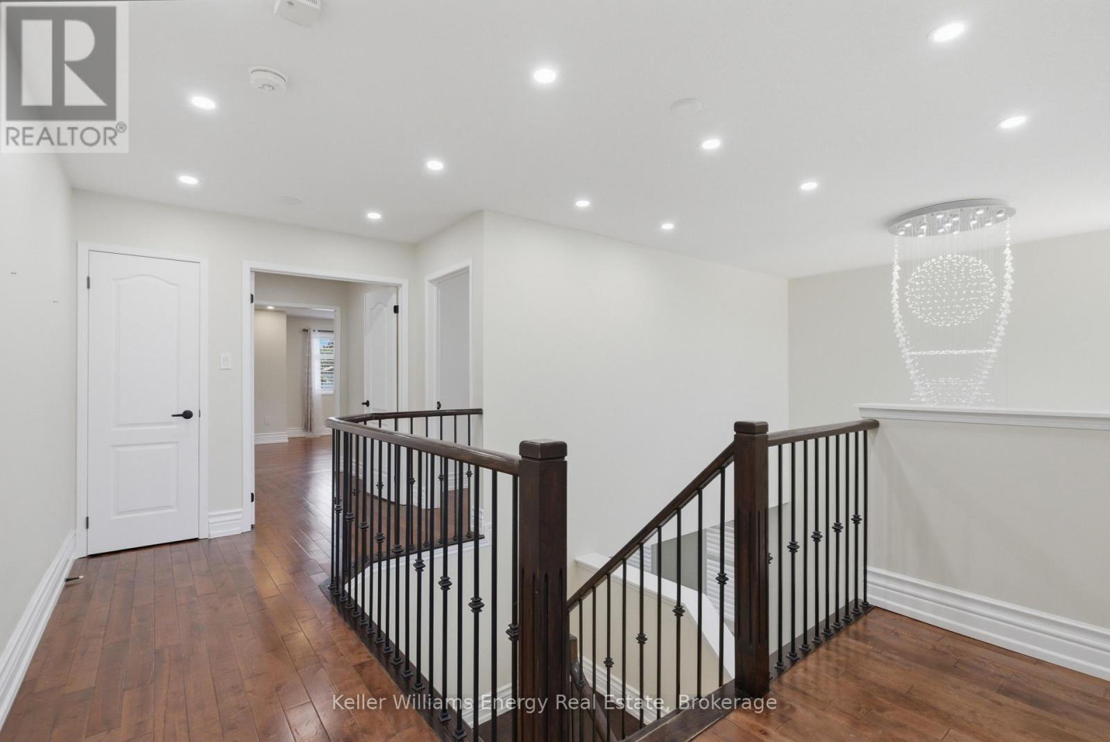 1633 GRANDVIEW STREET N - Image 18